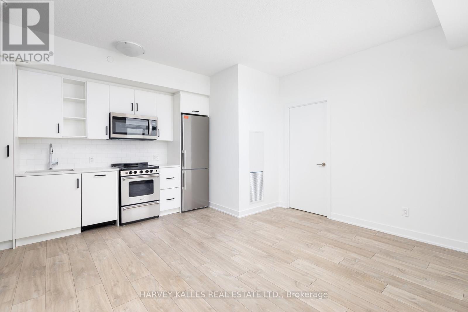 2008 - 251 Manitoba Street, Toronto, Ontario  M8Y 0C7 - Photo 7 - W13728128