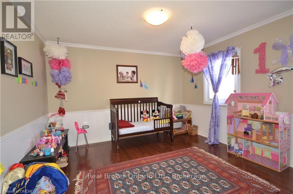 1609 Pilgrims Way, Oakville, Ontario  L6M 2H2 - Photo 15 - W13728164