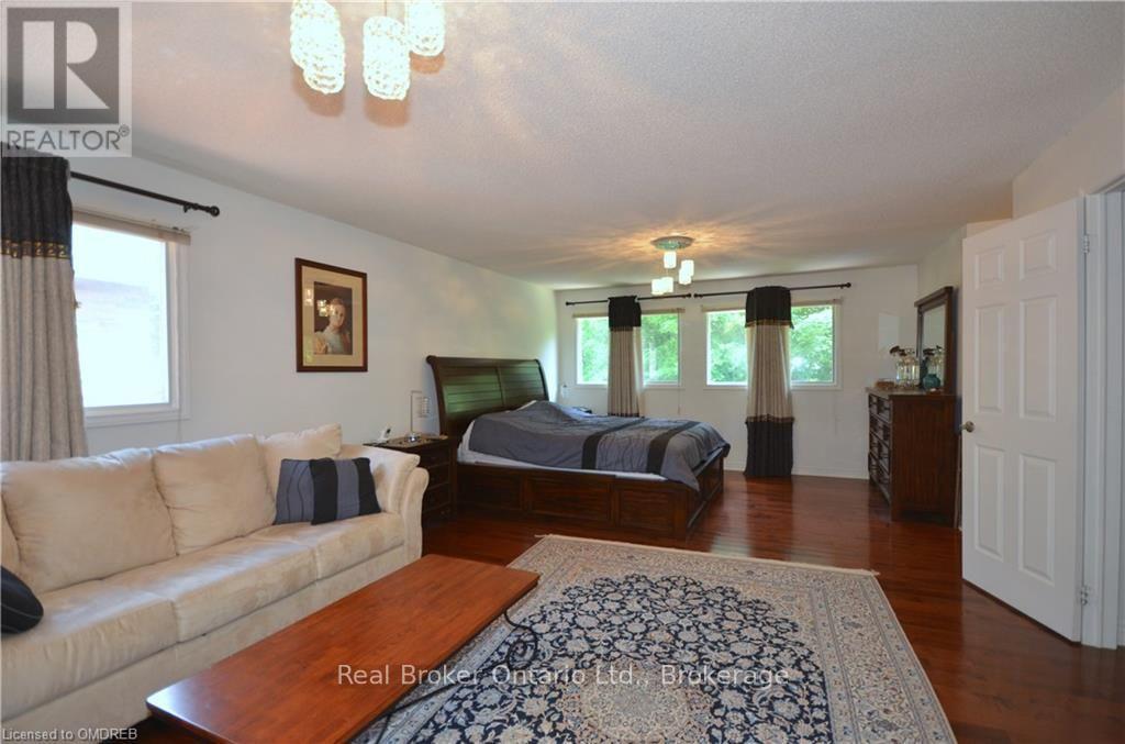 1609 Pilgrims Way, Oakville, Ontario  L6M 2H2 - Photo 17 - W13728164