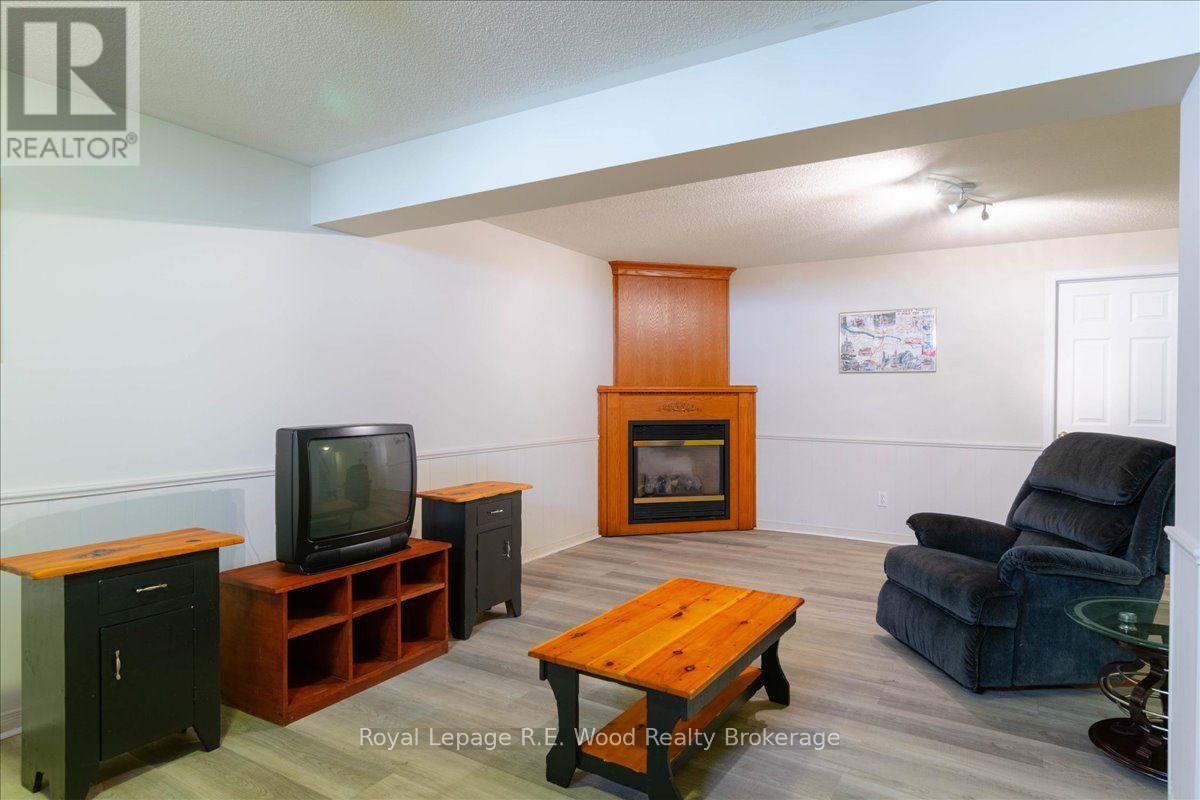 2 Oriole Crescent, Woodstock, Ontario  N4T 1T1 - Photo 34 - X13728190