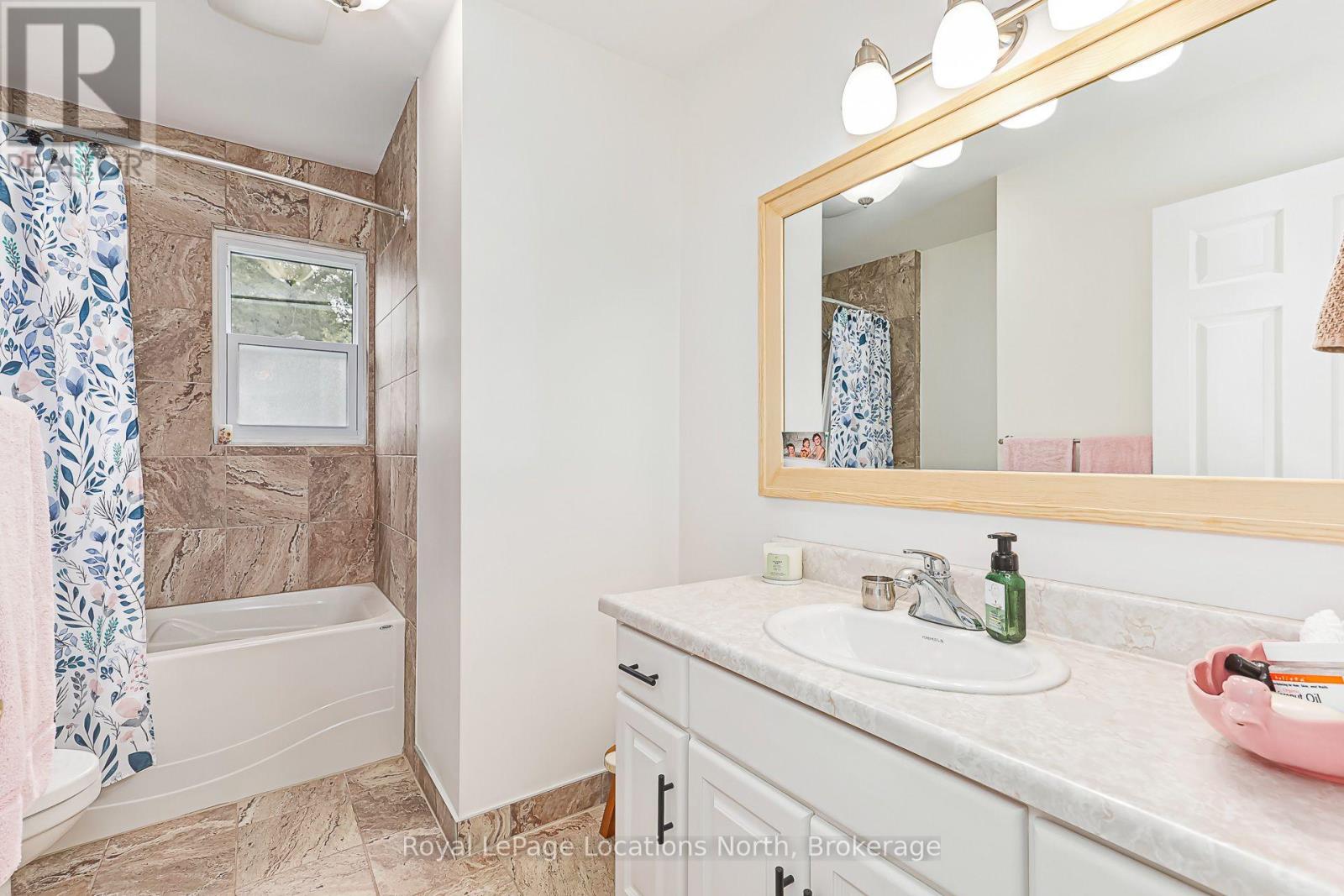 277 Christopher Street, Clearview (Stayner), Ontario  L0M 1S0 - Photo 25 - S13728264