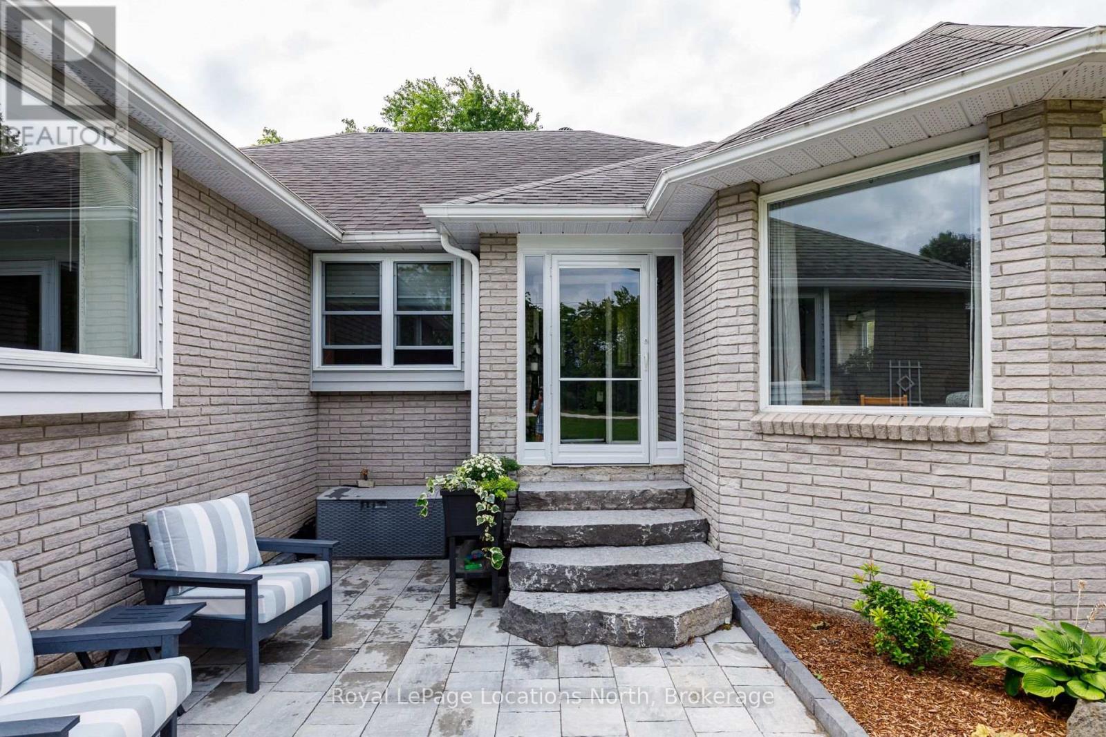277 Christopher Street, Clearview (Stayner), Ontario  L0M 1S0 - Photo 5 - S13728264