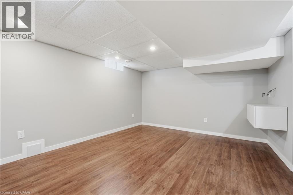 4896 Alexandra Avenue, Beamsville, Ontario  L3J 1M1 - Photo 29 - 40859492
