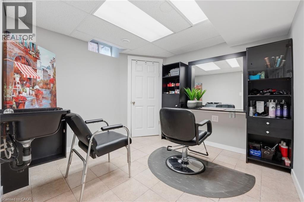 4896 Alexandra Avenue, Beamsville, Ontario  L3J 1M1 - Photo 34 - 40859492