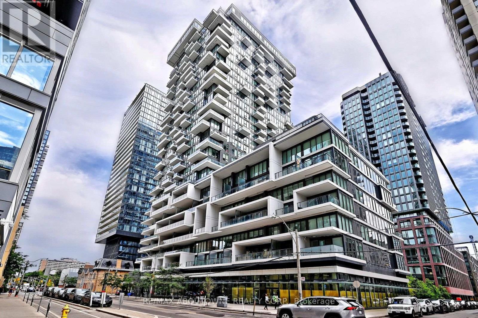 2905 - 77 Shuter Street, Toronto, Ontario  M5B 1B2 - Photo 1 - C13728158