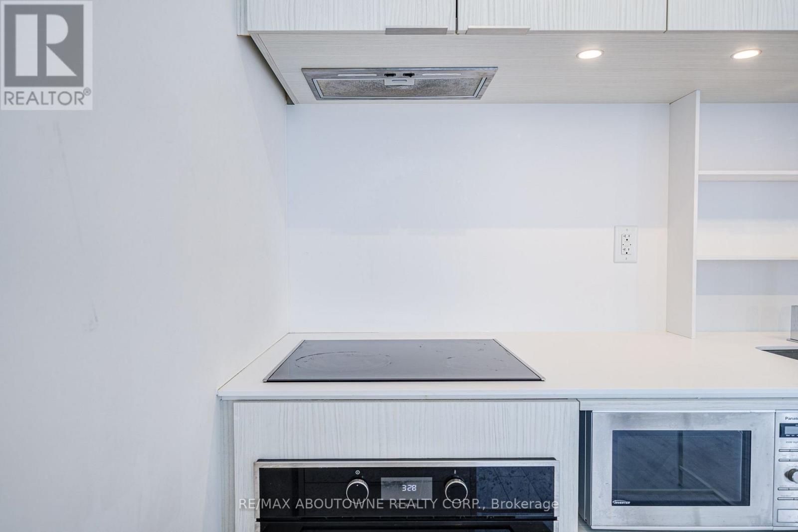 2905 - 77 Shuter Street, Toronto, Ontario  M5B 1B2 - Photo 26 - C13728158
