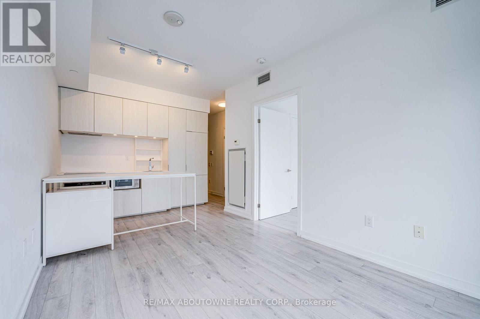 2905 - 77 Shuter Street, Toronto, Ontario  M5B 1B2 - Photo 30 - C13728158