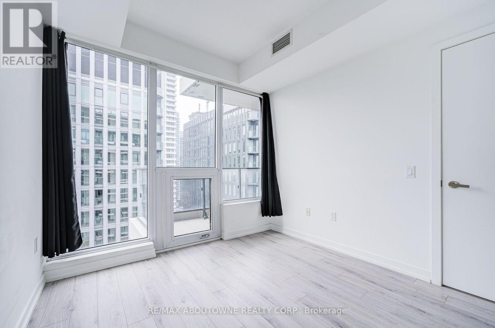 2905 - 77 Shuter Street, Toronto, Ontario  M5B 1B2 - Photo 35 - C13728158