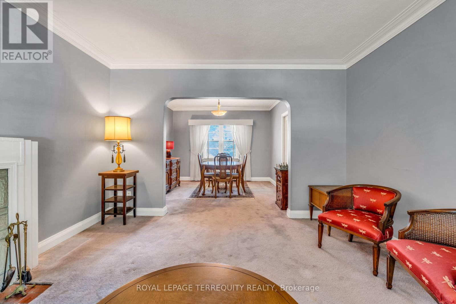 391 Sutherland Drive, Toronto, Ontario  M4G 1K1 - Photo 11 - C13728200