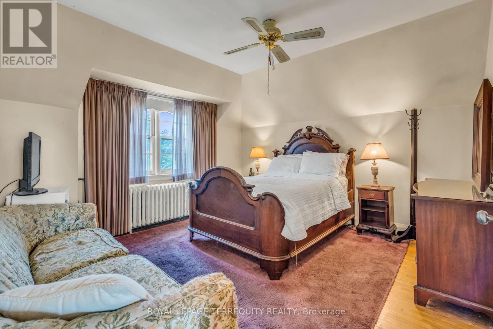 391 Sutherland Drive, Toronto, Ontario  M4G 1K1 - Photo 17 - C13728200