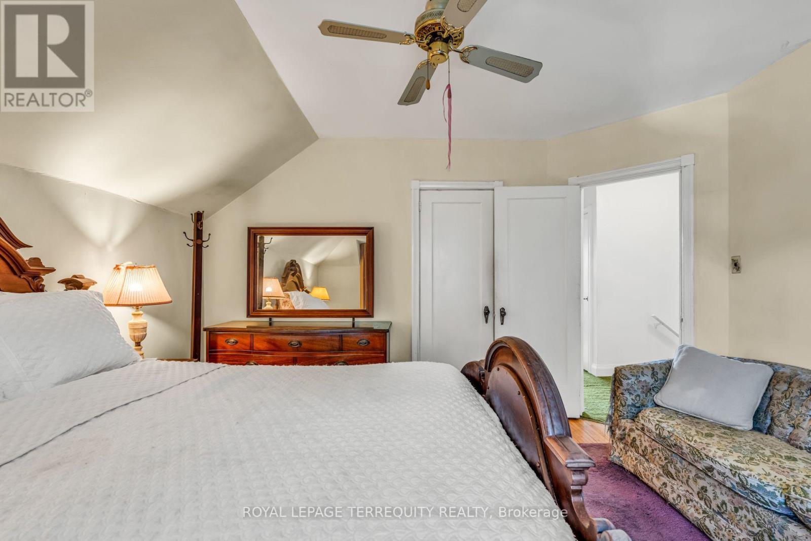 391 Sutherland Drive, Toronto, Ontario  M4G 1K1 - Photo 18 - C13728200