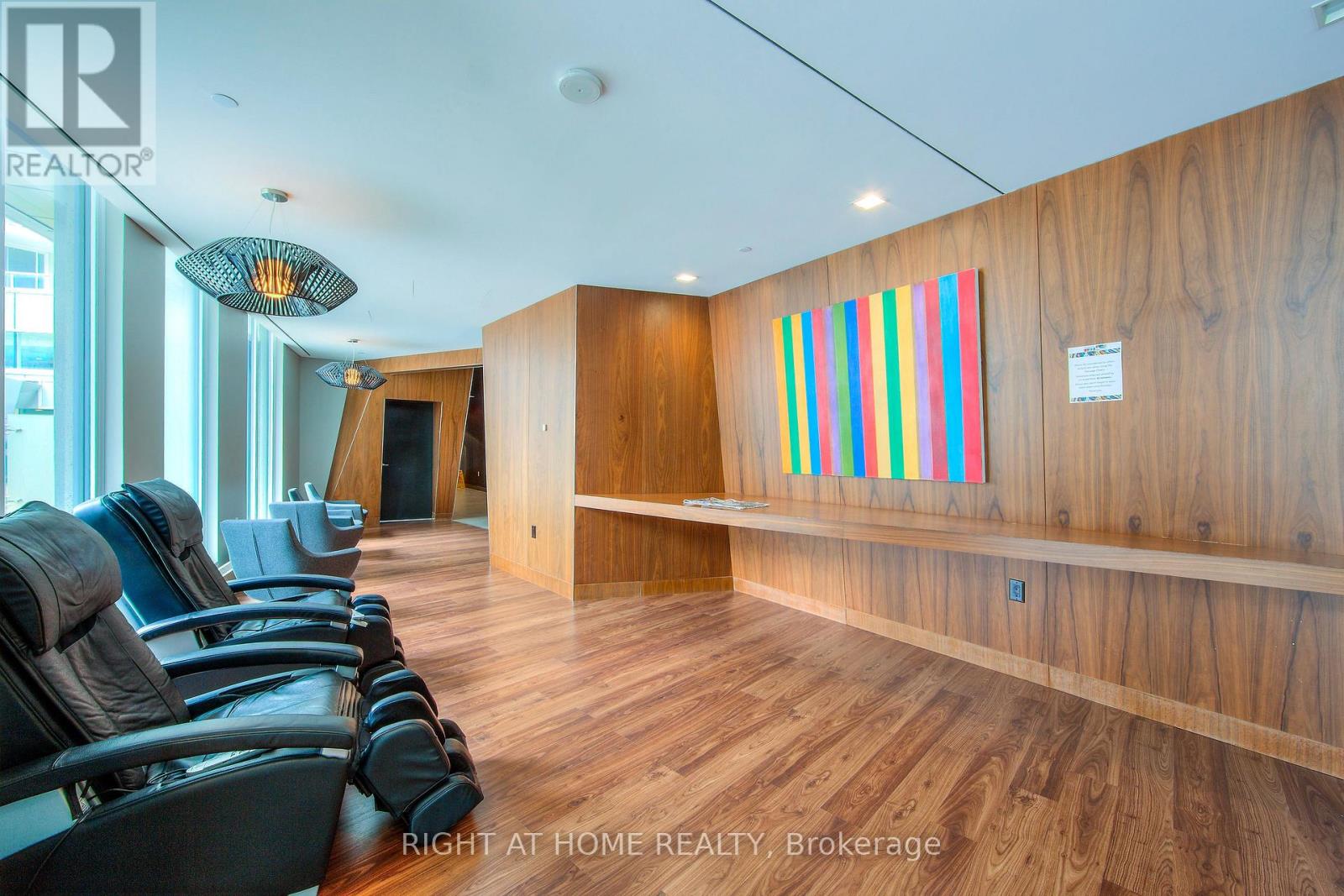 902 - 85 Queens Wharf Road, Toronto, Ontario  M5V 0J9 - Photo 23 - C13728248