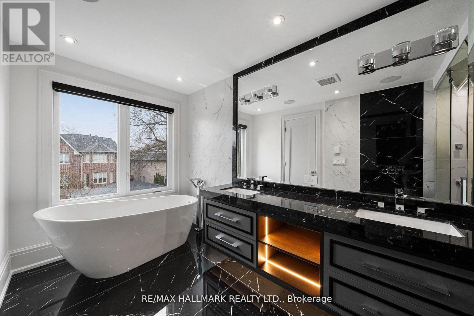 210 Horsham Avenue, Toronto, Ontario  M2N 2A5 - Photo 32 - C13728280
