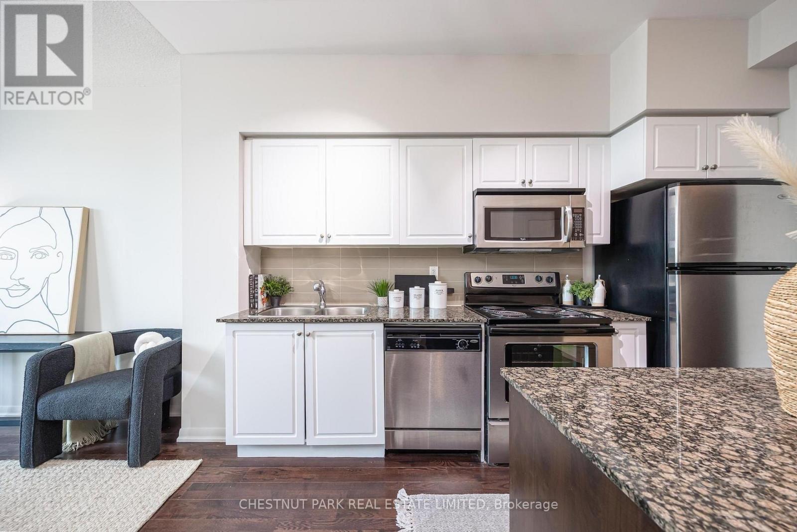 808 - 215 Fort York Boulevard, Toronto, Ontario M5V 4A2 - Photo 10 - C13728316