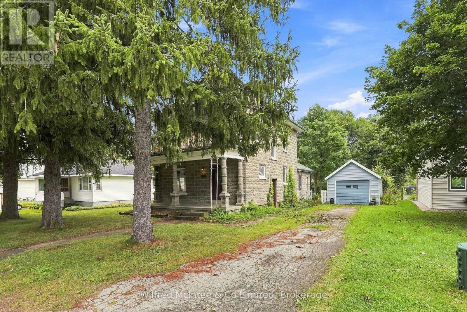 219 Victoria Street S, Arran-Elderslie, Ontario  N0G 2N0 - Photo 2 - X13728192