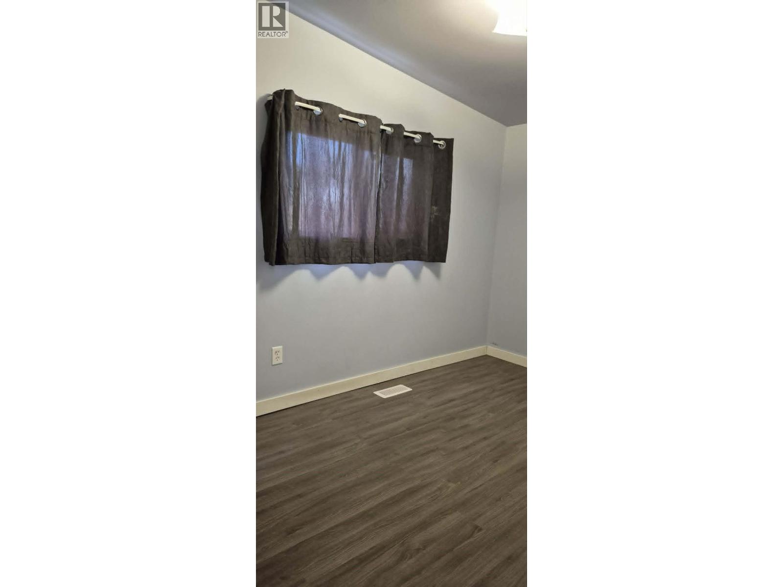 110 W 2nd Avenue, Fort St. James, British Columbia  V0J 1P0 - Photo 11 - R3159798