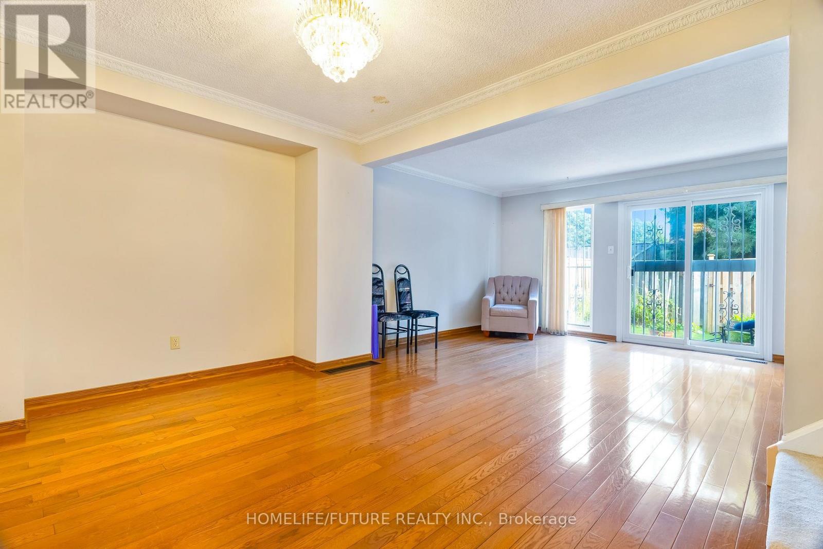 174 - 124 Dusay Place, Toronto, Ontario  M1W 2N2 - Photo 4 - E13728328