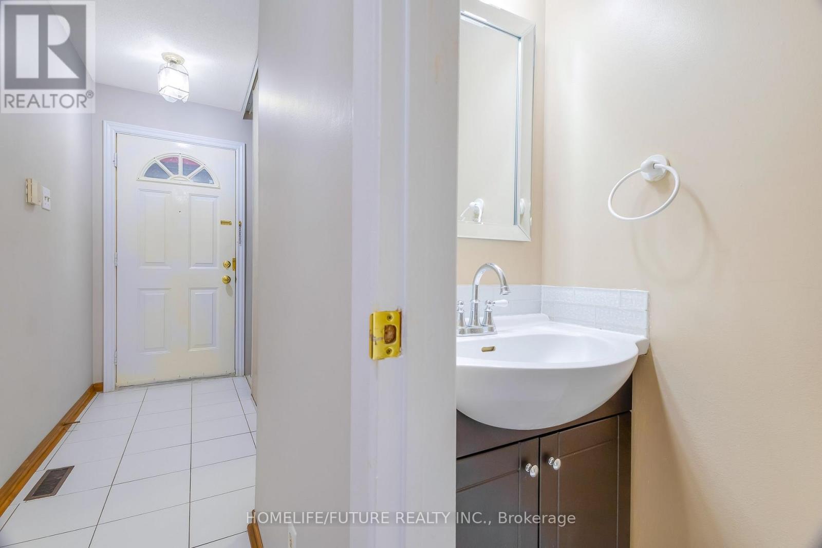 174 - 124 Dusay Place, Toronto, Ontario  M1W 2N2 - Photo 9 - E13728328