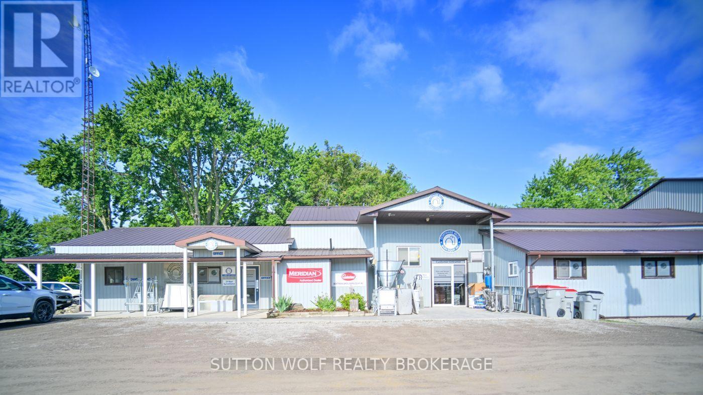 2234 EGREMONT DRIVE, Adelaide Metcalfe, Ontario