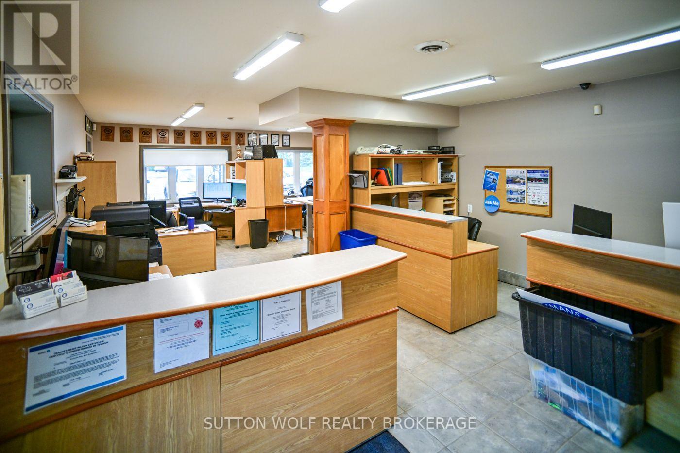 2234 Egremont Drive, Adelaide Metcalfe, Ontario  N7G 3H6 - Photo 14 - X13728212