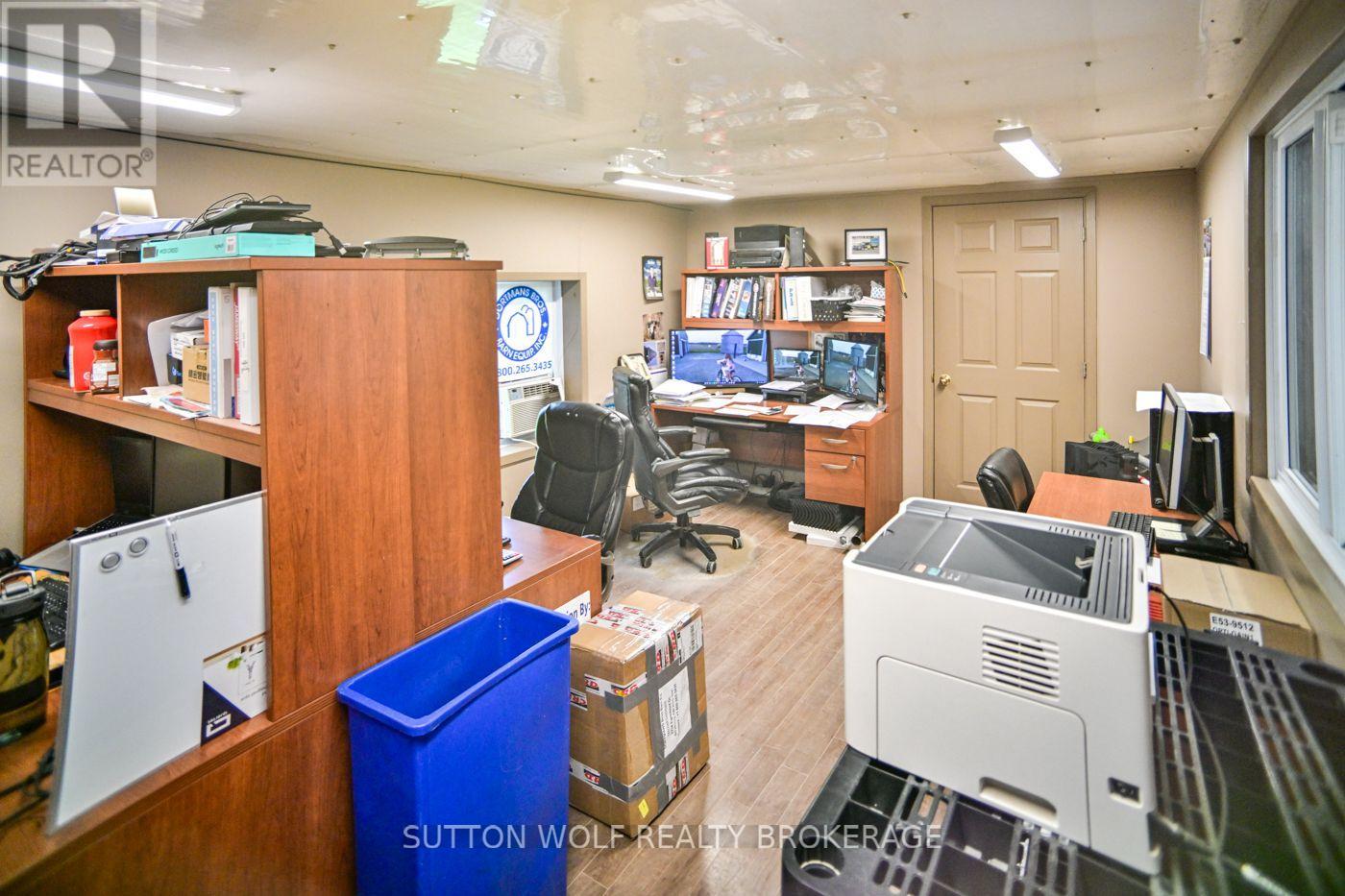 2234 Egremont Drive, Adelaide Metcalfe, Ontario  N7G 3H6 - Photo 26 - X13728212