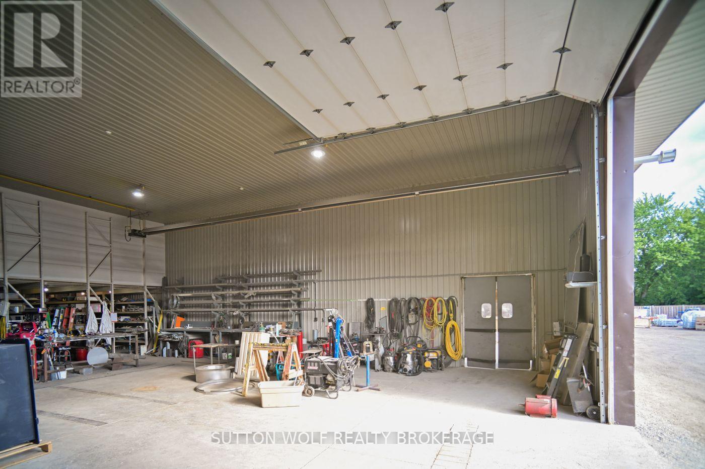2234 Egremont Drive, Adelaide Metcalfe, Ontario  N7G 3H6 - Photo 35 - X13728212