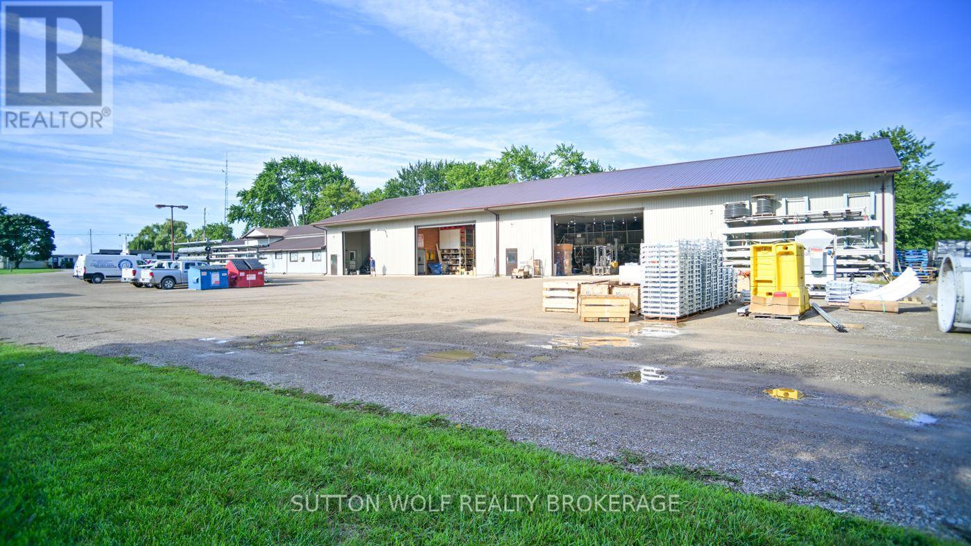 2234 Egremont Drive, Adelaide Metcalfe, Ontario  N7G 3H6 - Photo 44 - X13728212