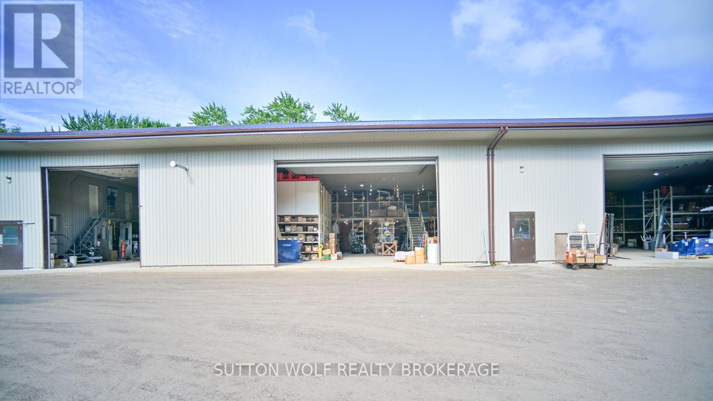 2234 Egremont Drive, Adelaide Metcalfe, Ontario  N7G 3H6 - Photo 45 - X13728212