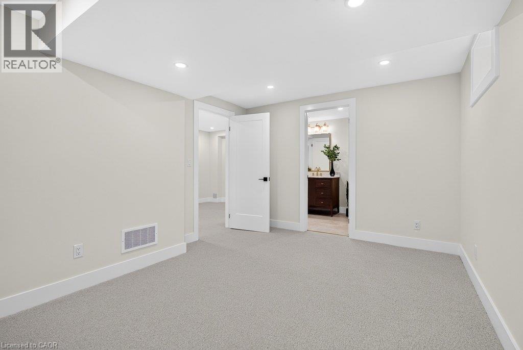 2435 Woodward Avenue Unit# 5, Burlington, Ontario  L7R 1V2 - Photo 31 - 40857867