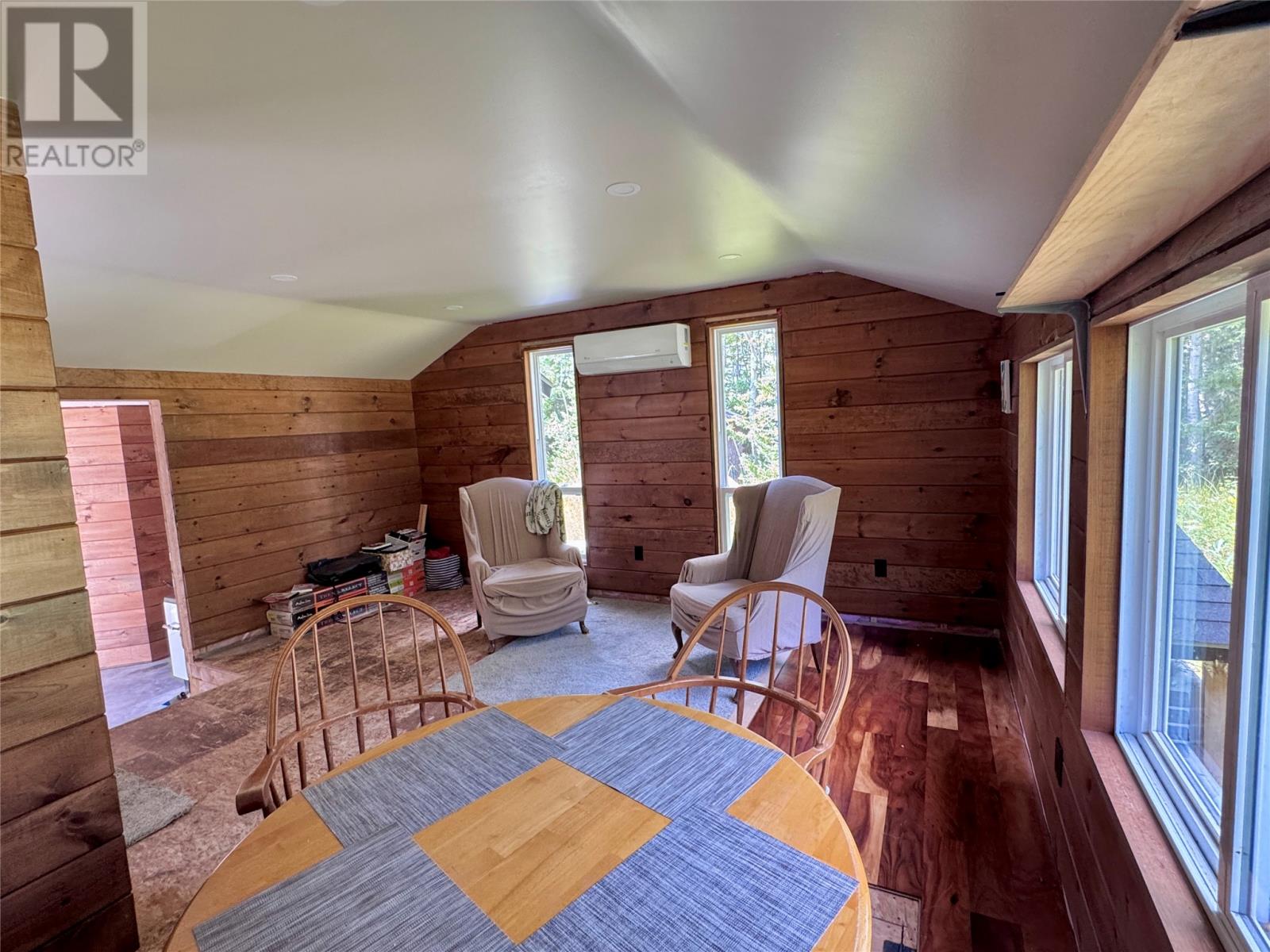 9 Midway Cabins Road, Howley — photo 12