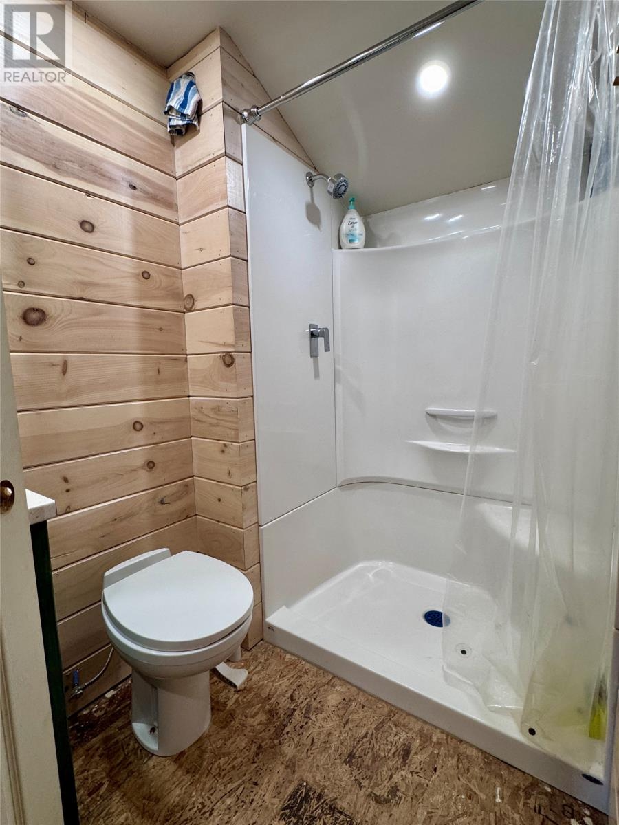 9 Midway Cabins Road, Howley — photo 18