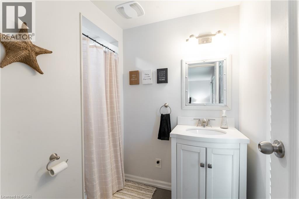 2230 Upper Middle Road Unit# 3, Burlington, Ontario  L7P 2Z9 - Photo 18 - 40859505