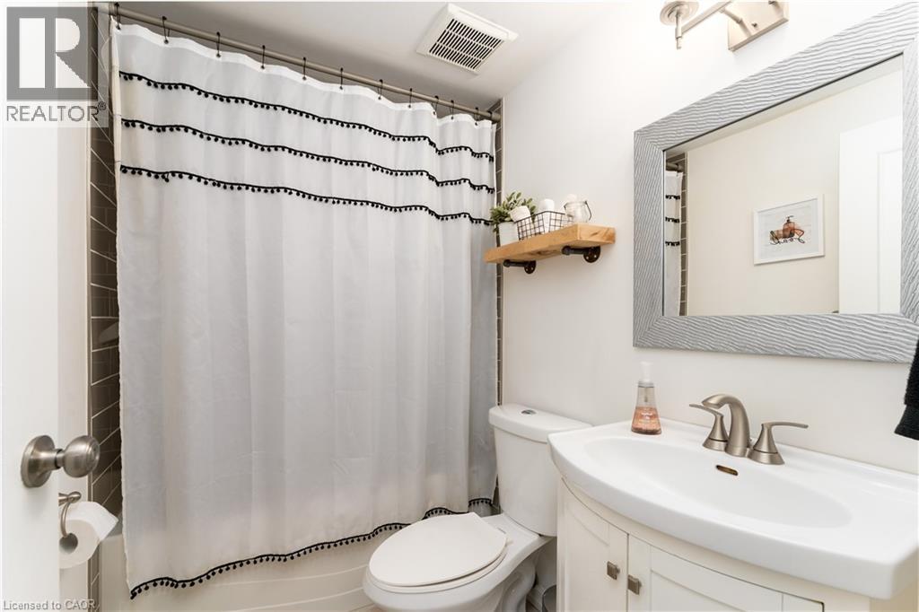 2230 Upper Middle Road Unit# 3, Burlington, Ontario  L7P 2Z9 - Photo 17 - 40859505