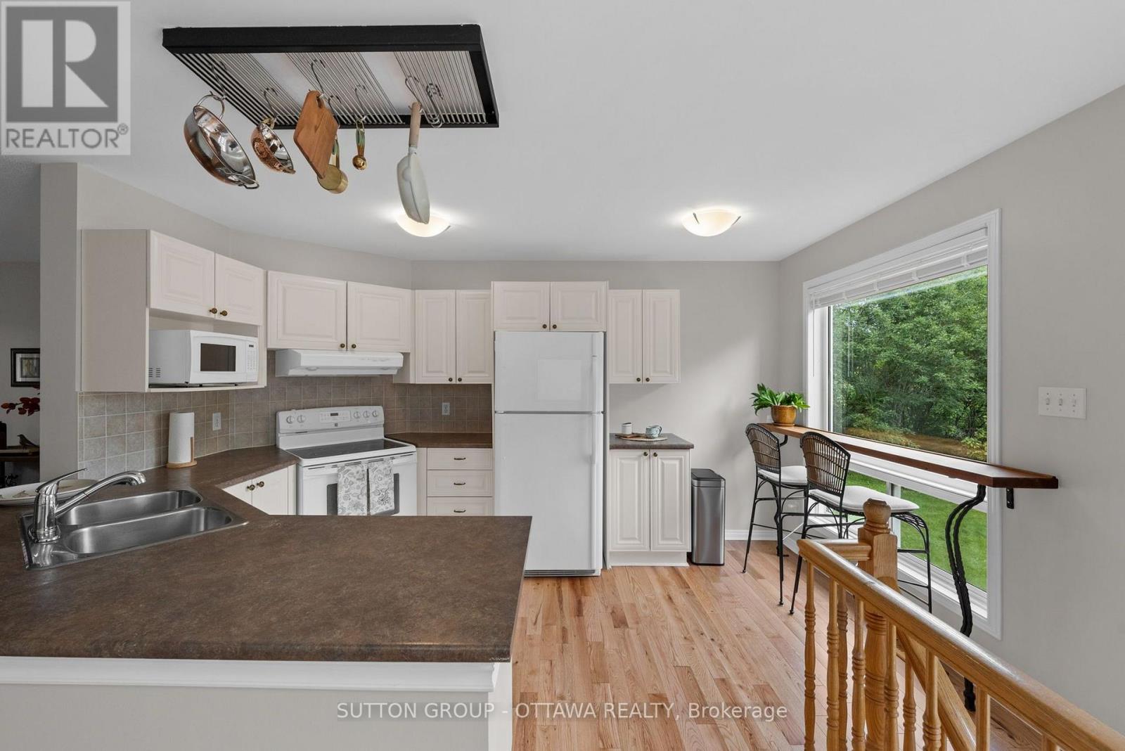 52 Windcrest Court, Ottawa, Ontario  K2T 1B5 - Photo 10 - X13728252