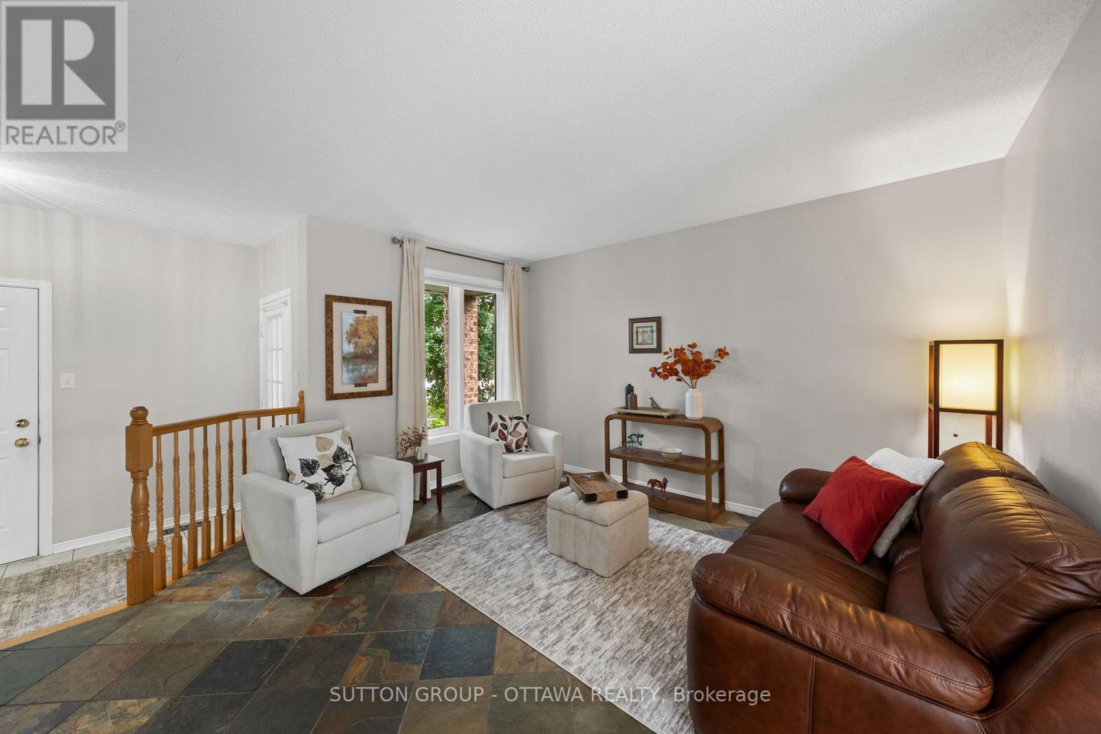 52 Windcrest Court, Ottawa, Ontario  K2T 1B5 - Photo 7 - X13728252