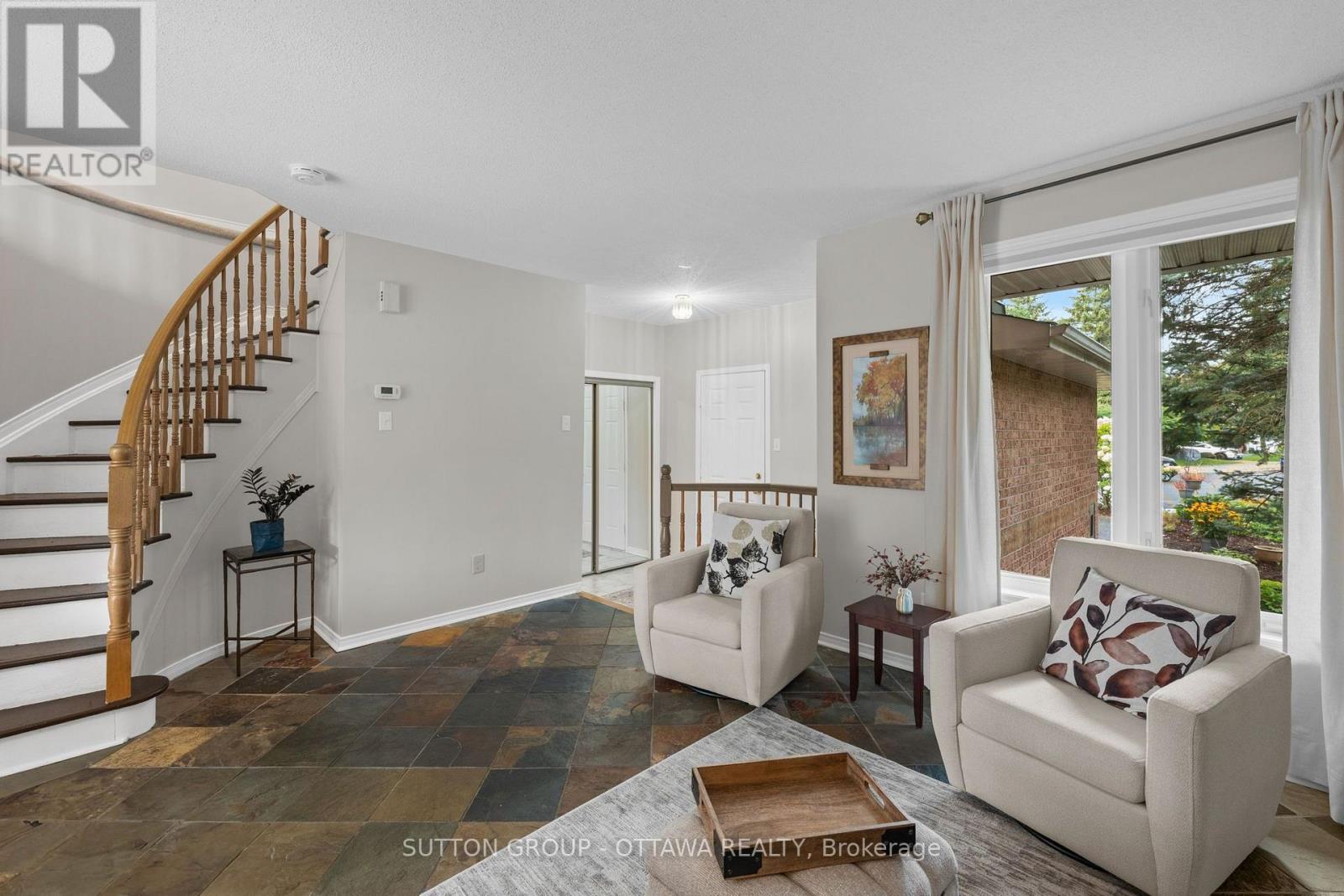 52 Windcrest Court, Ottawa, Ontario  K2T 1B5 - Photo 8 - X13728252