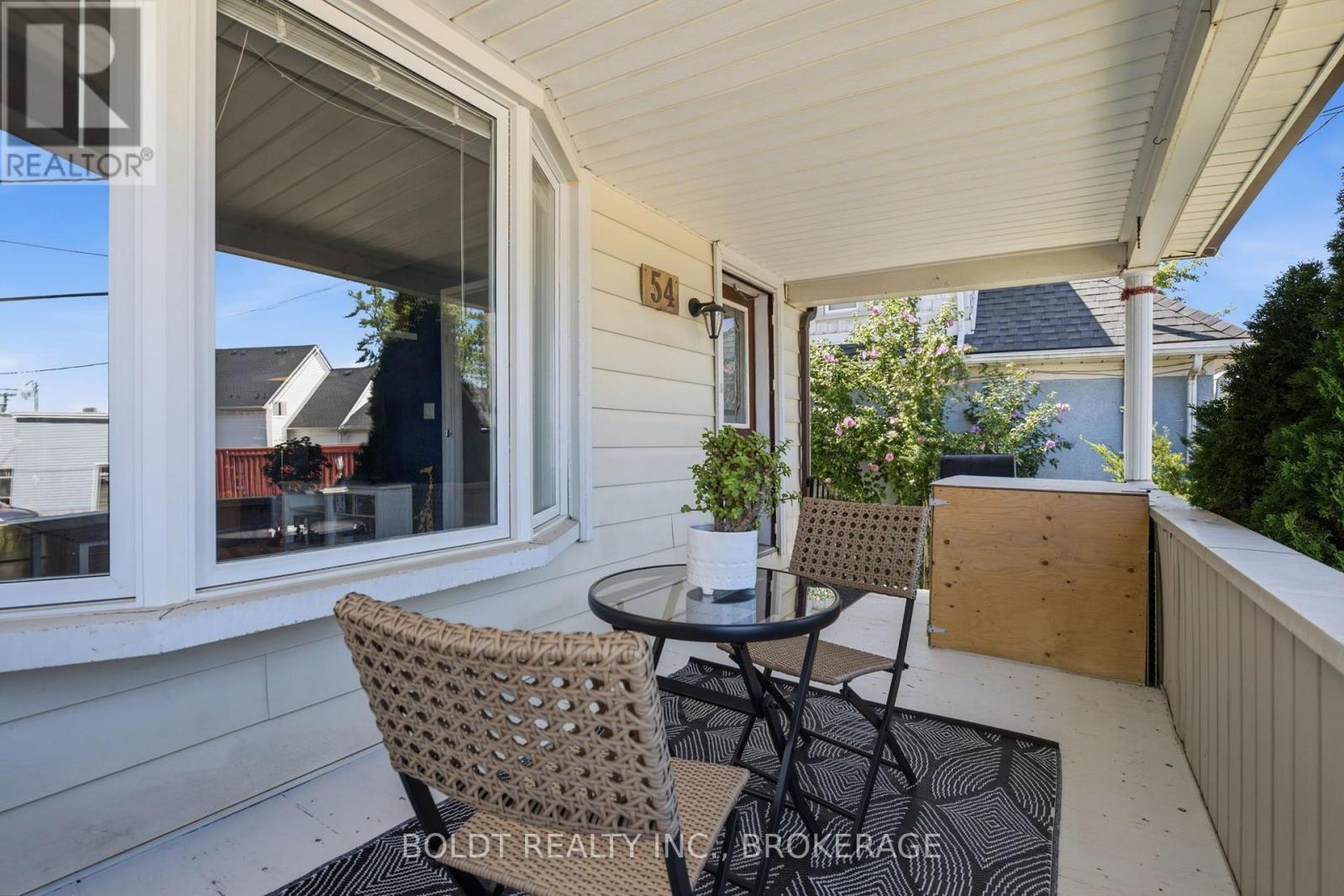 54 Eastchester Avenue, St. Catharines, Ontario  L2P 2Y4 - Photo 3 - X13728188