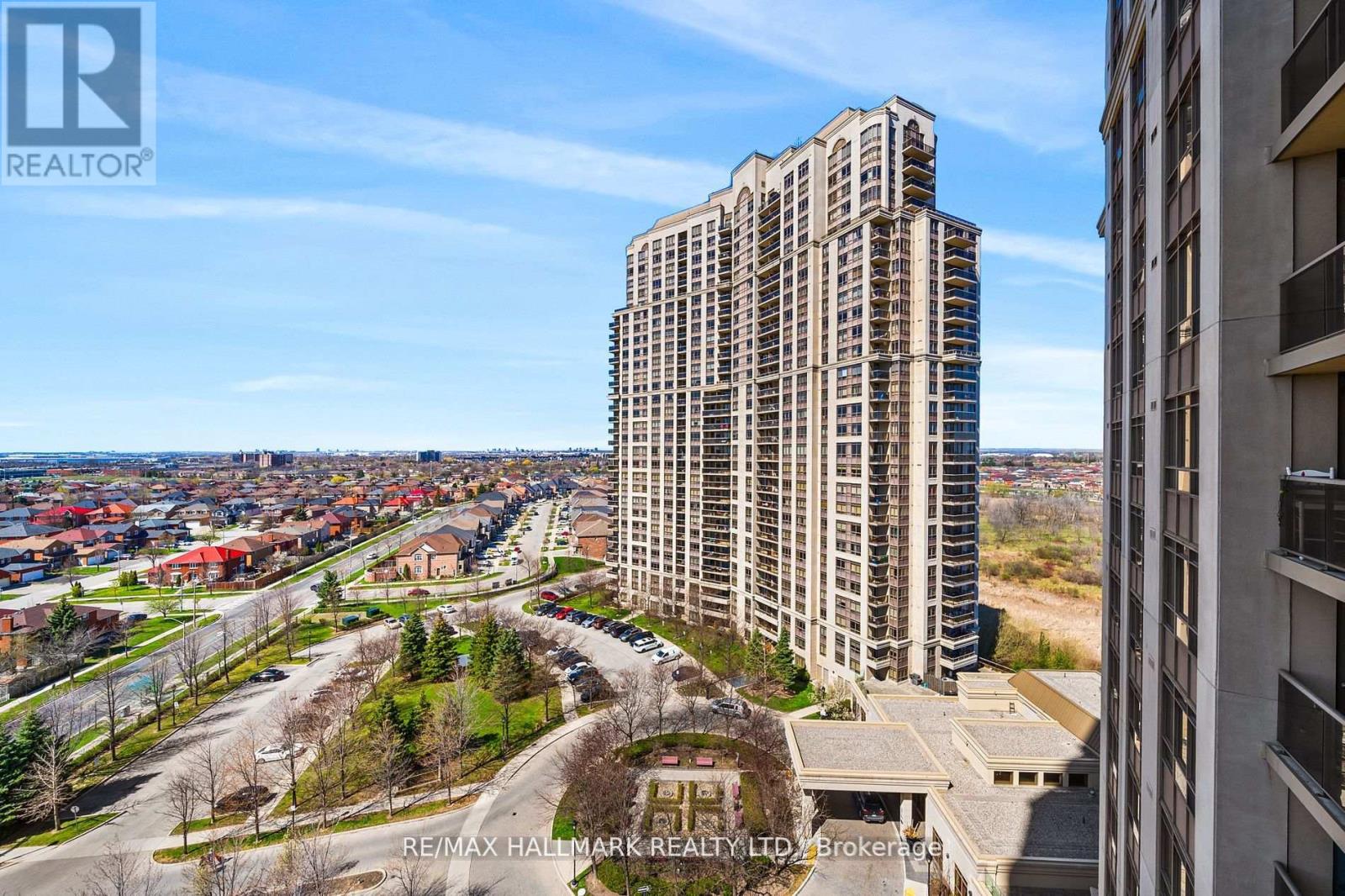 1421 - 700 Humberwood Boulevard, Toronto, Ontario  M9W 7J4 - Photo 1 - W13728142