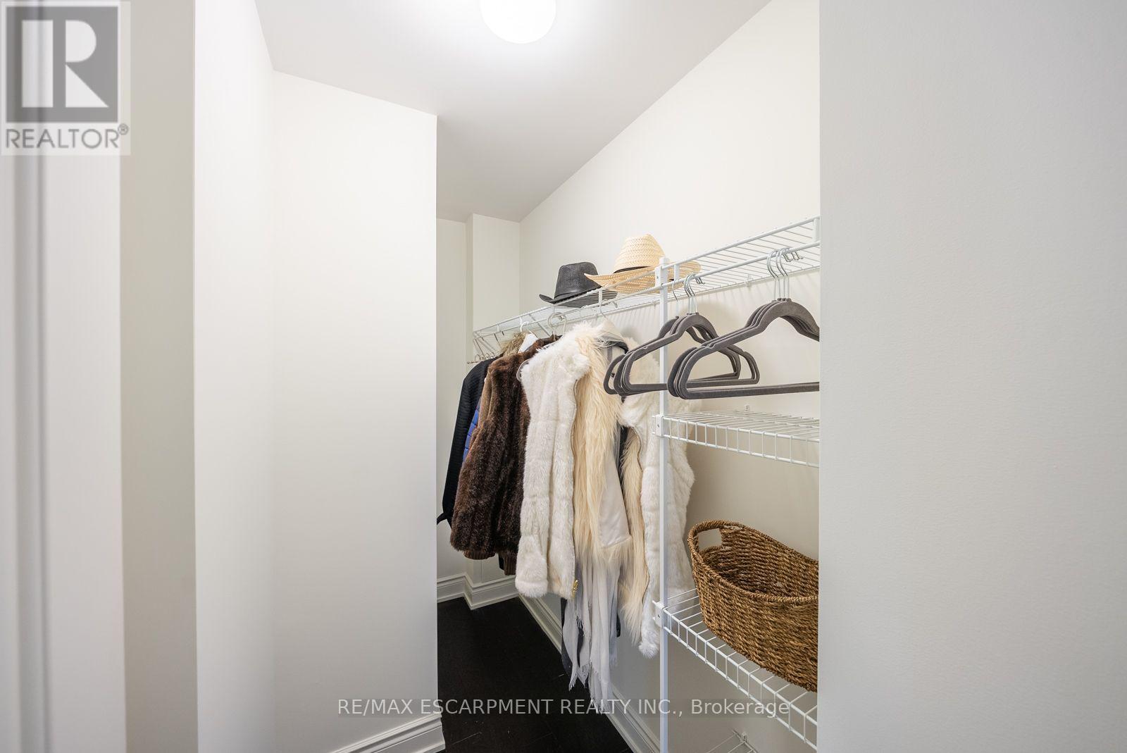 110 - 3500 Lakeshore Road W, Oakville, Ontario  L6L 0B4 - Photo 25 - W13728226