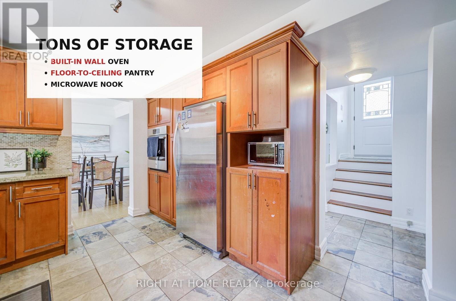 1600 Boxwood Way, Mississauga, Ontario  L5E 2Y1 - Photo 18 - W13728232