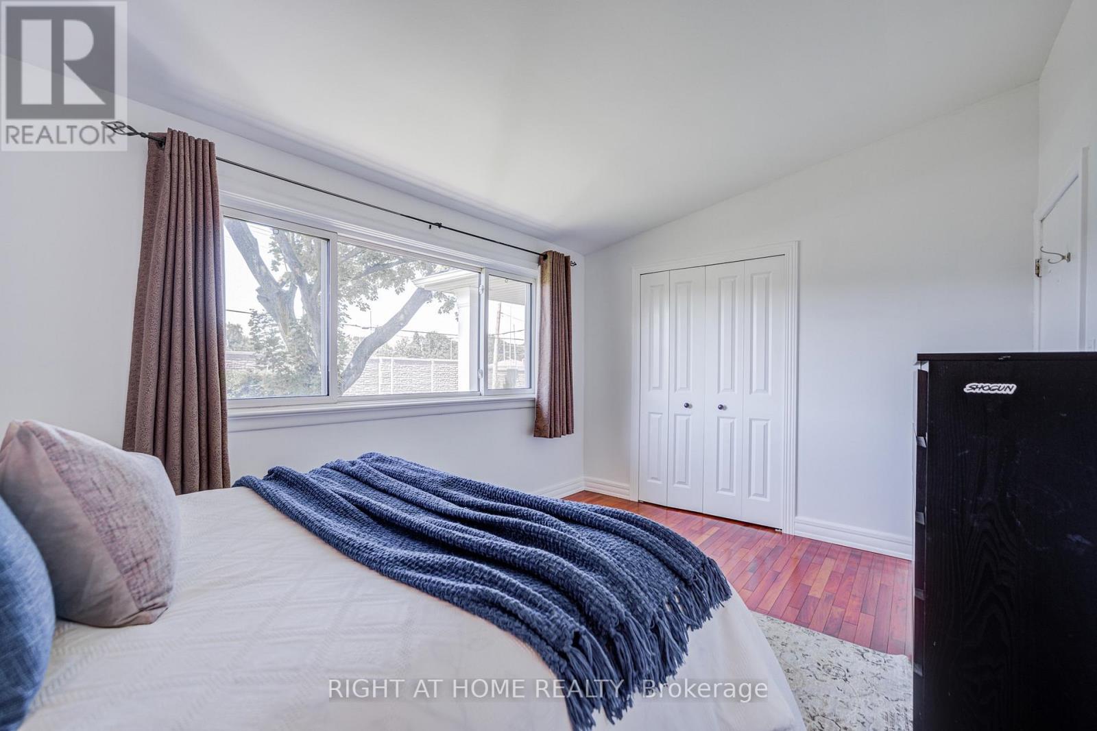 1600 Boxwood Way, Mississauga, Ontario  L5E 2Y1 - Photo 25 - W13728232