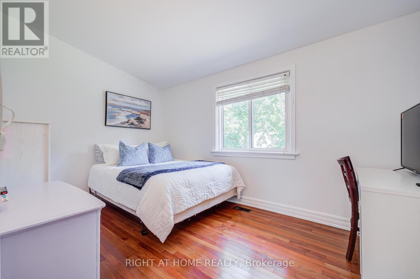 1600 Boxwood Way, Mississauga, Ontario  L5E 2Y1 - Photo 26 - W13728232