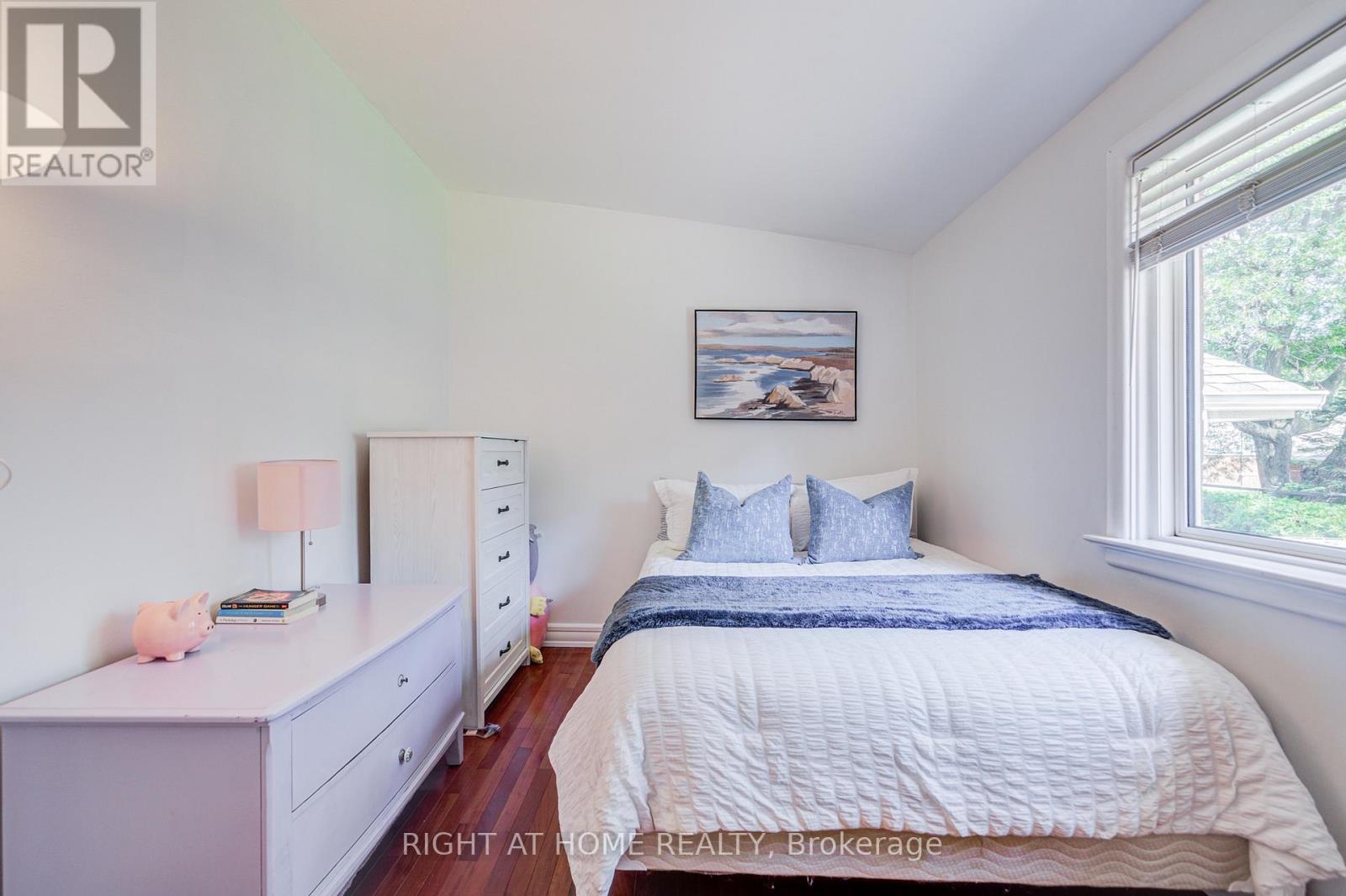 1600 Boxwood Way, Mississauga, Ontario  L5E 2Y1 - Photo 27 - W13728232