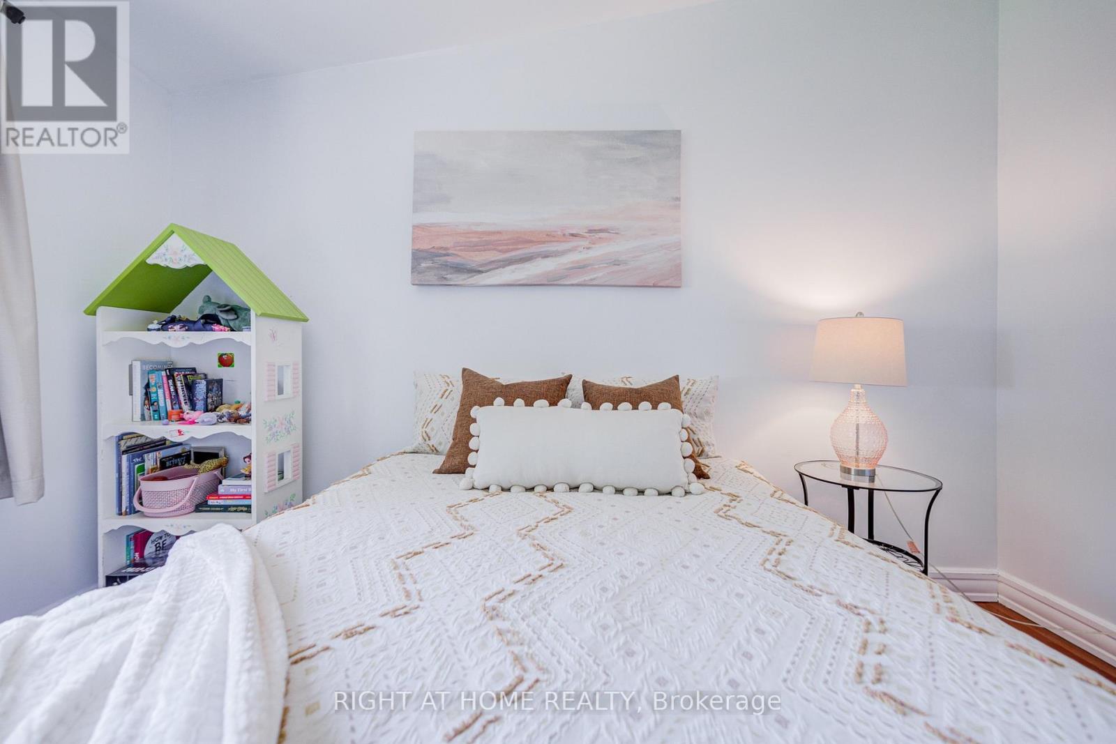1600 Boxwood Way, Mississauga, Ontario  L5E 2Y1 - Photo 29 - W13728232
