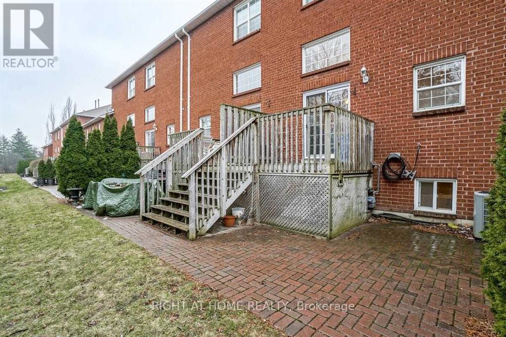 2 Stornwood Court, Brampton, Ontario  L6W 4H4 - Photo 16 - W13728246