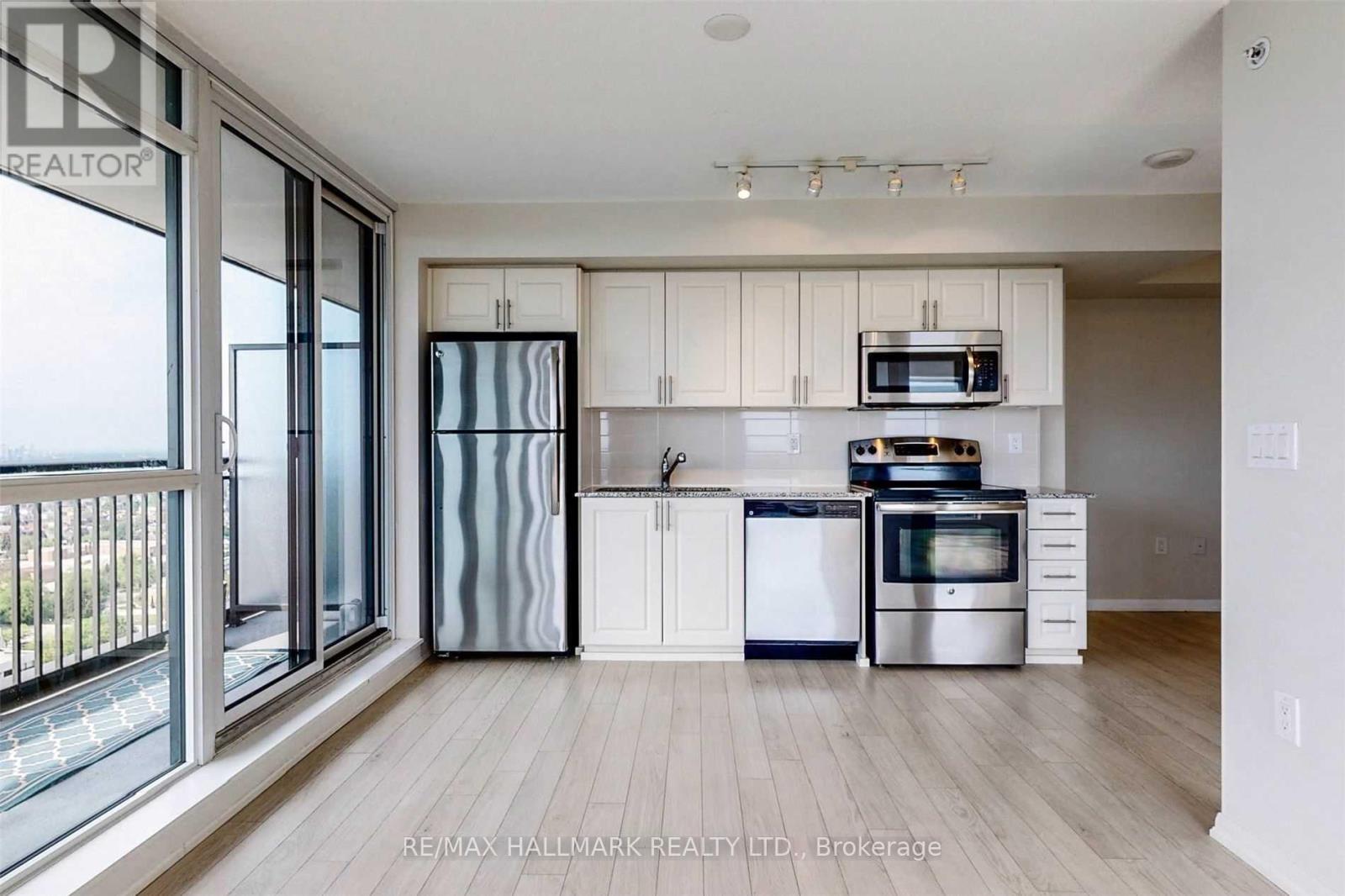 2607 - 830 Lawrence Avenue W, Toronto, Ontario  M6A 0B6 - Photo 3 - W13728256