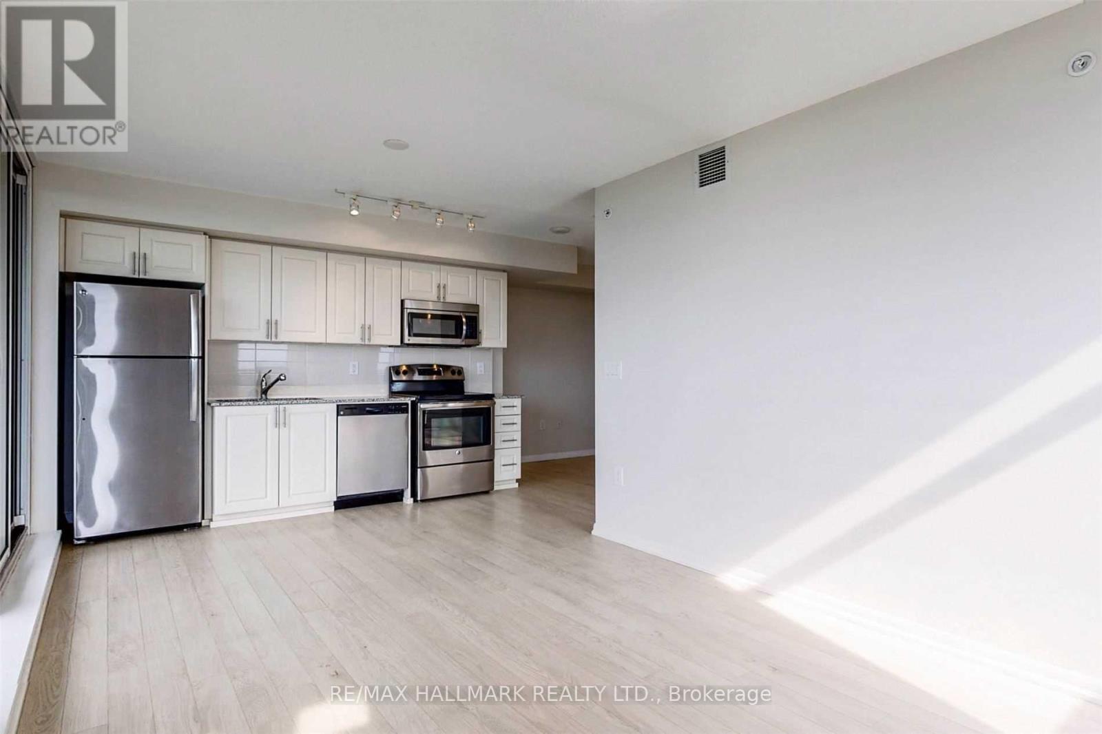 2607 - 830 Lawrence Avenue W, Toronto, Ontario  M6A 0B6 - Photo 6 - W13728256