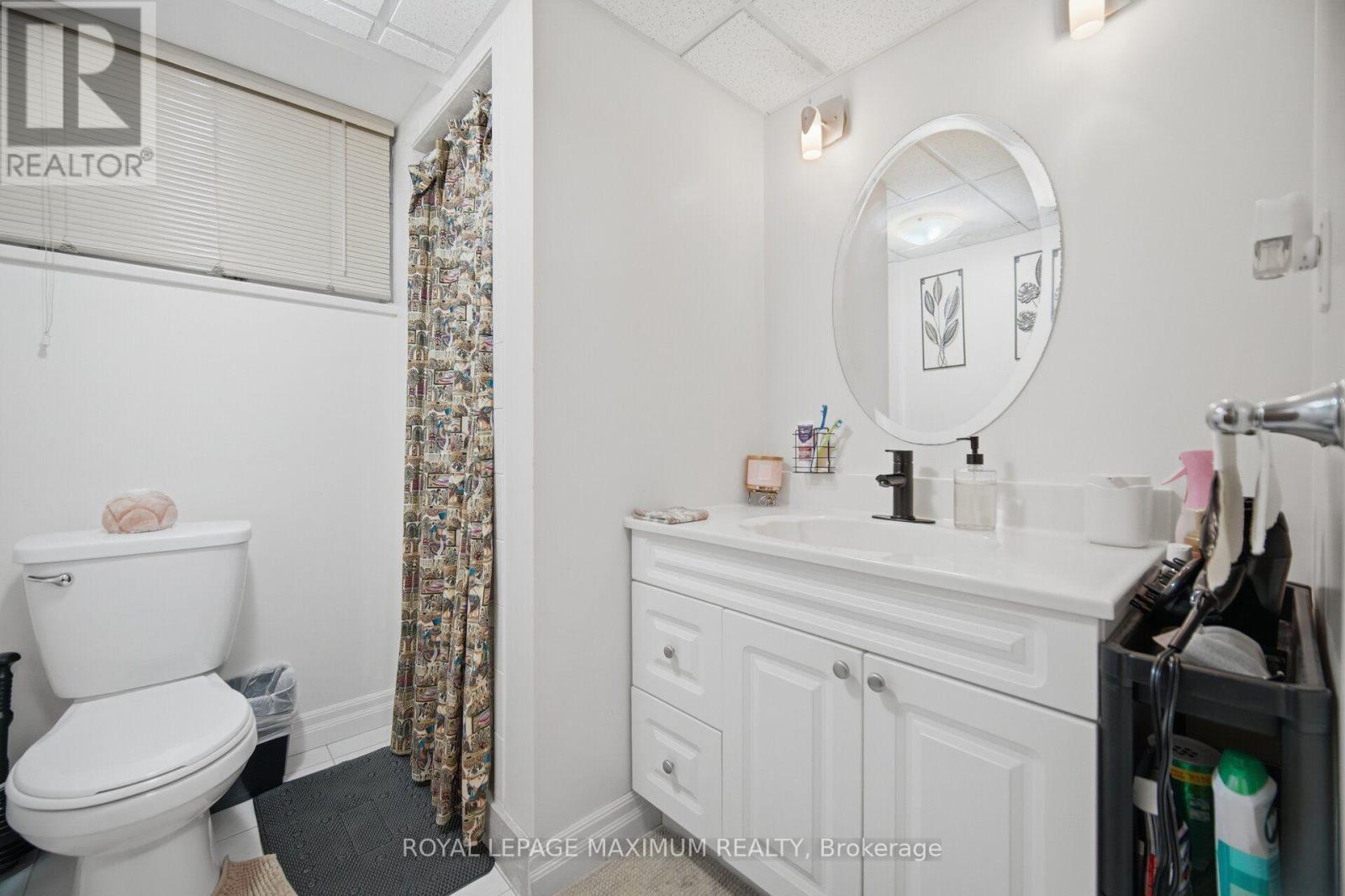 96 Wallasey Avenue, Toronto, Ontario  M9M 1E4 - Photo 20 - W13728282