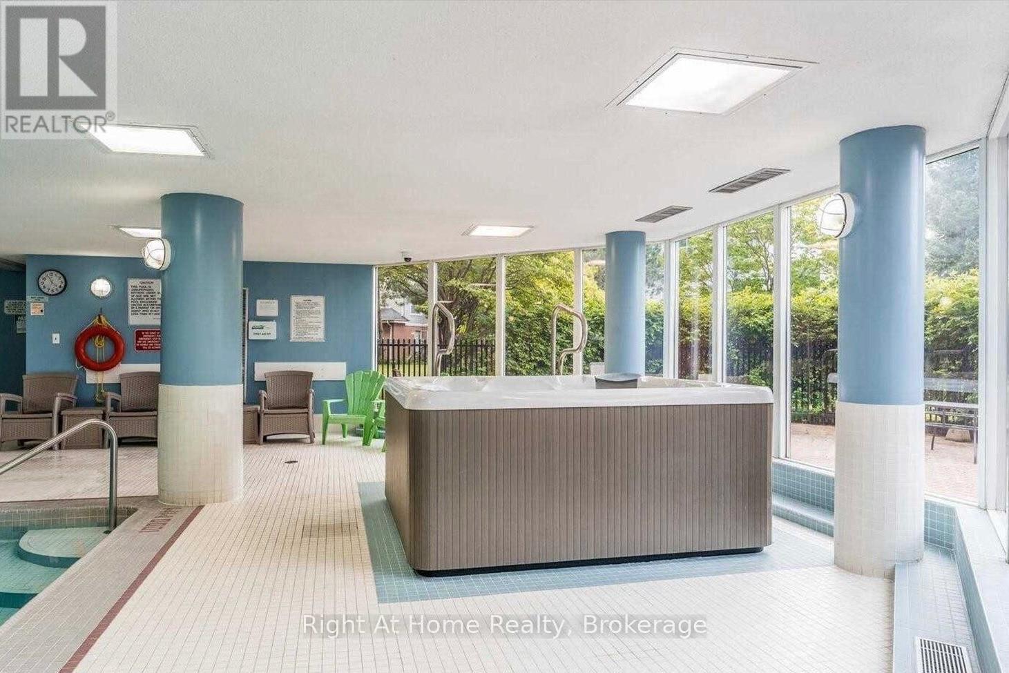 1215 - 11753 Sheppard Avenue E, Toronto, Ontario  M1B 5M3 - Photo 28 - E13645460