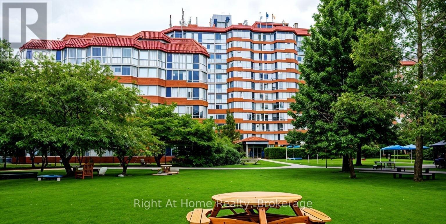 1215 - 11753 Sheppard Avenue E, Toronto, Ontario  M1B 5M3 - Photo 31 - E13645460